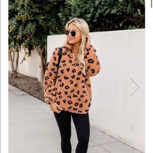 Pink Lily Leopard Print Pullover - S